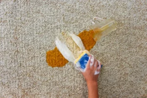 روش پاک کردن لکه زرد چوبه و ادویه از فرش
